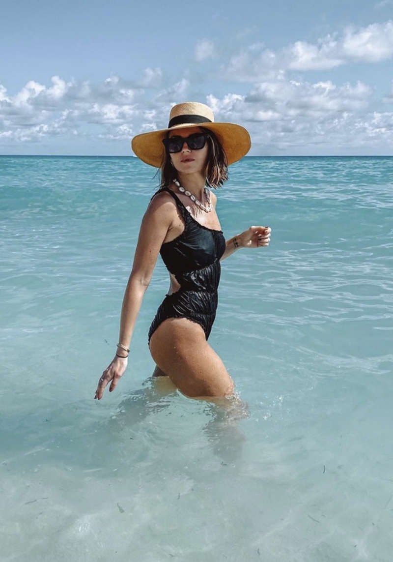 Pelo en la playa