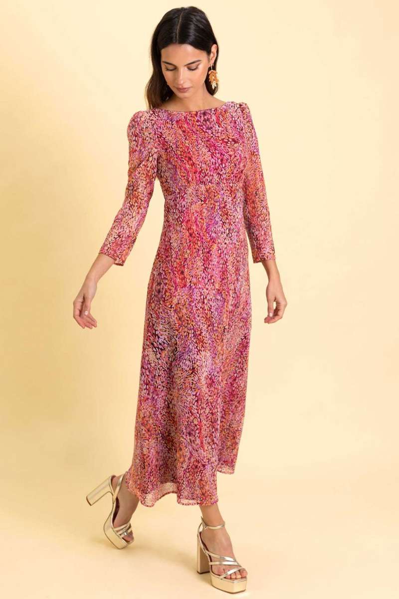 Vestidos de invitada estampados: manga larga